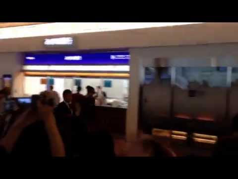 Yunho at Haneda Airport(141004)