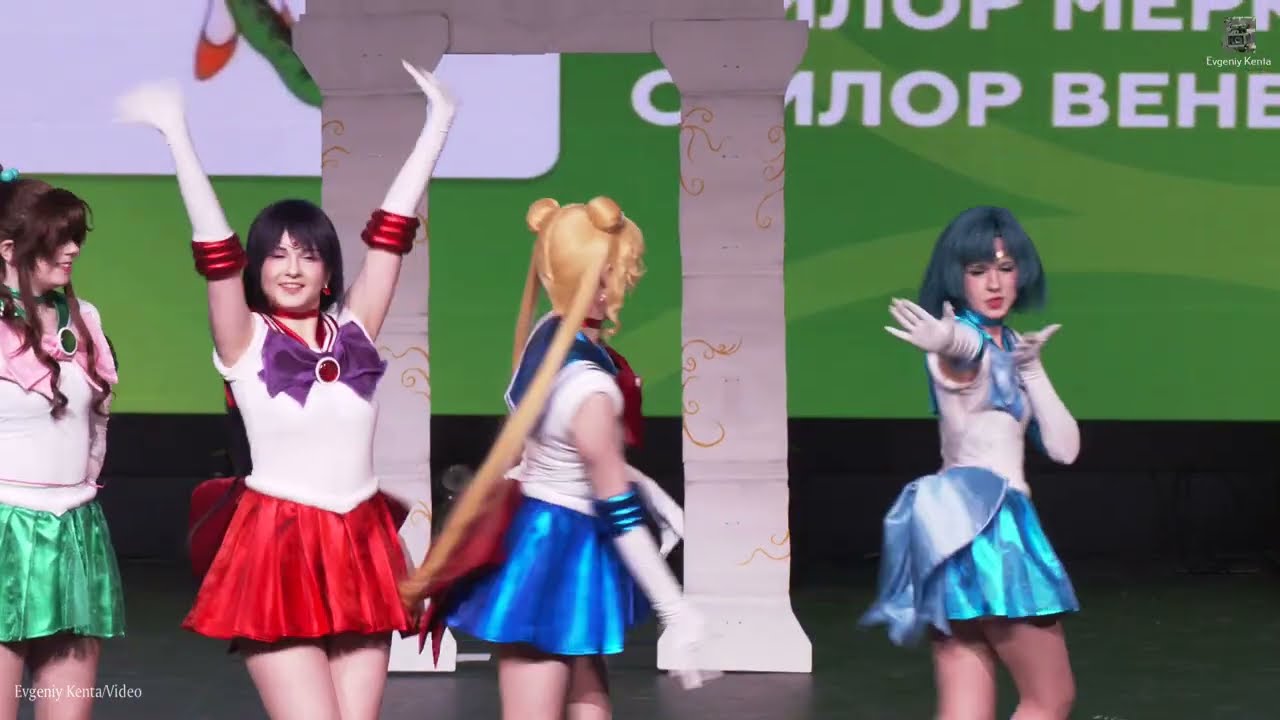 Group anime defile - Сейлор Кисы-Sailor Moon-Сейлор Мун, Сейлор Юпитер, Сейлор Меркурий