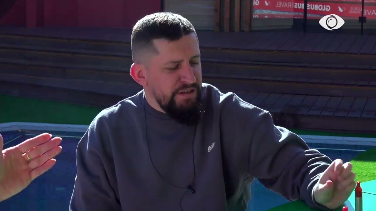 “Pse ngjitesh si rrodhe?”/ Debat mes Eglit dhe Indritit