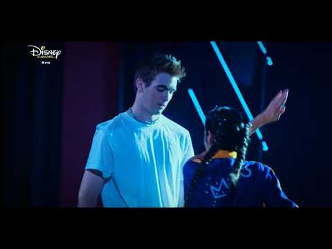 Ayla & The Mirrors - Someone to Remember (Dance battle) | Music clip | Czech TV