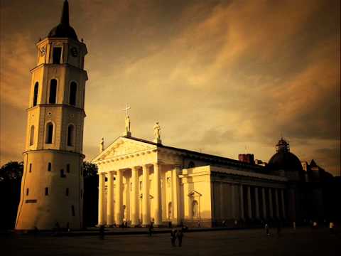 Auksinė kolekcija  prie pasakų miesto