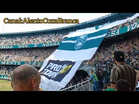 Coritiba 2 x 2 Juventude - Entrada do Coxa em campo