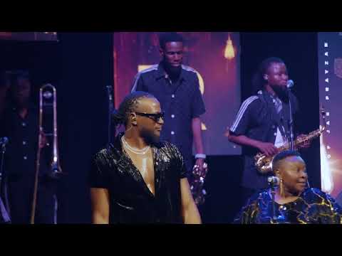 Jah Prayzah & 3G The Band - Munyaradzi (Live at 7 Arts Theatre)