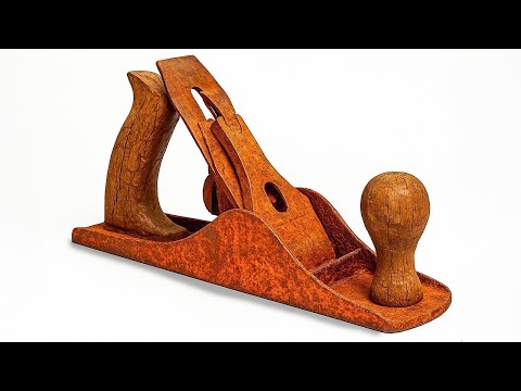 RESTORATION 100 Year Old Rusty Hand Plane!