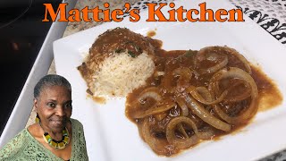 Smothered Cube Steak with Onions and Gravy | Southern Cube Steak Recipe | Mattie