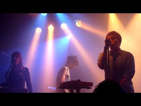Videoclip de Heart Swells / 100-1 — Los Campesinos!