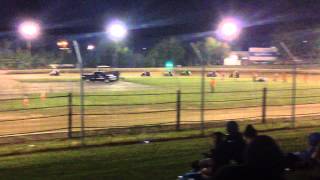 preview picture of video '17. TQ Midgets - Feature - Huntly Speedway - 23.12.14'