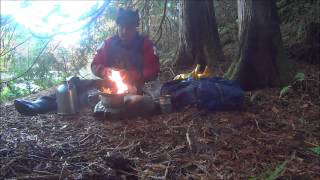 preview picture of video 'Lunch - Bushcraft/Canoe style'