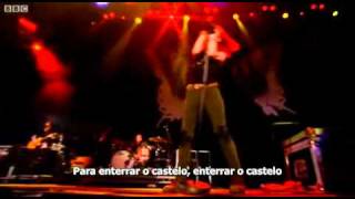 Paramore - Brick by Boring Brick (Leeds FeReading Andstival) LEGENDADO