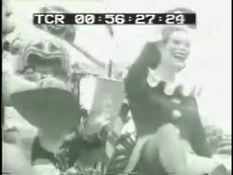 ISTITUTO LUCE Carnevale di Viareggio-la sfilata dei carri 1946.avi