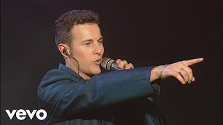 Steps - It&#39;s the Way You Make Me Feel (Live from M.E.N Arena - Gold Tour, 2001)