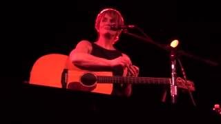 Shawn Colvin CRAZY live 12/17/2011 Coach House SJC (front row)