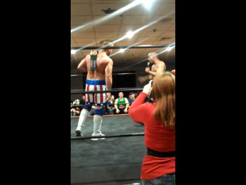 Pat Buck wins SWF Tri State Championship