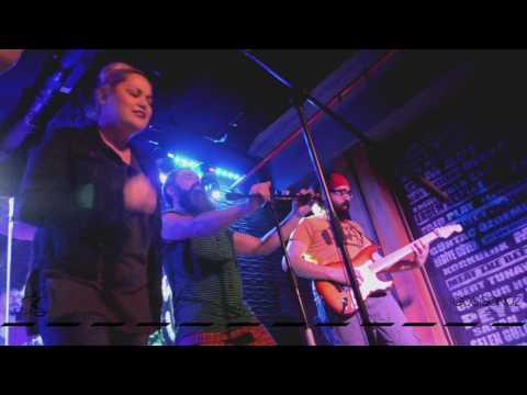 ENTU & AVŞİN ERYİĞİT - Karlı Dağlar