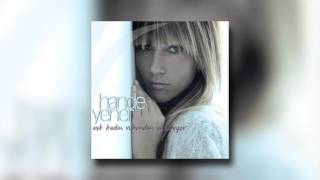 Hande Yener - Aşk Kadın Ruhundan Anlamıyor