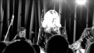 The Corin Tucker Band / Night People #07