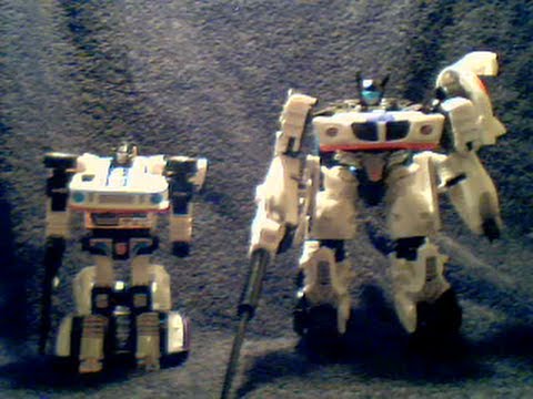 Stop Motion Review 015 - Target Exclusive 2007 G1 repaint Deluxe Movie Jazz with G1 Comparison
