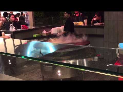 Ghengis Khan no shopping Del Amo