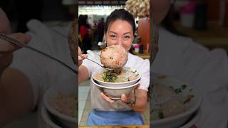 Download lagu WHICH MEATBALL IS THE MOST SPOUTING… MAS JOKO’S MEATBALL IN BOGOR 🤣😂 mp3