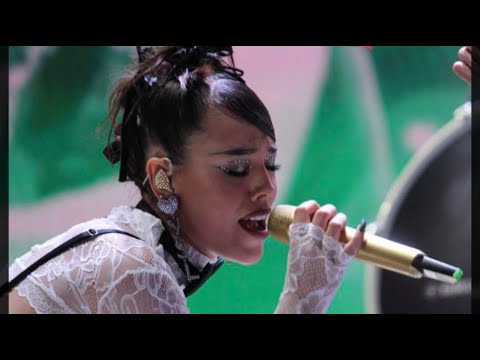 Moderatto ft. Danna Paola - Solo Quedate En Silencio En PA'L NORTE 2022