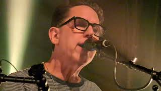 They Might Be Giants - &quot;Bangs&quot; (2024-05-10 - Mr. Smalls, Pittsburgh, PA)