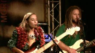 NINA ATTAL au  NEW MORNING - MY SOUL WON'T CRY NO MORE - URGENCY