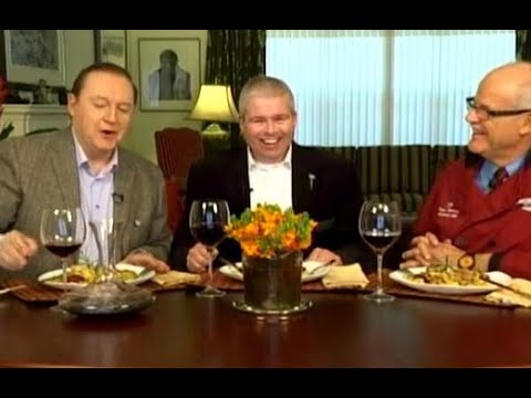 One Chef One Critic, E96, Guests: John Fitzgerald, Pat Watson, Dishes: pork medallions, apricot cake