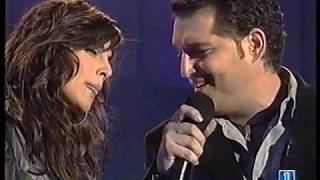 Nuria Fergó y Manu Tenorio - Quiéreme