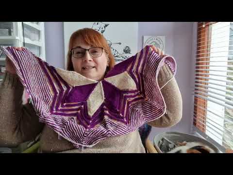 Mouse's Makes Knitting Podcast Episode 83