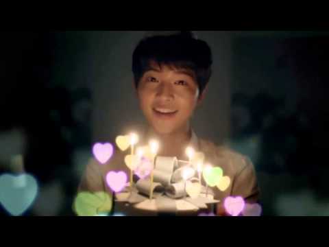 Song Joong Ki singing happy birthday!