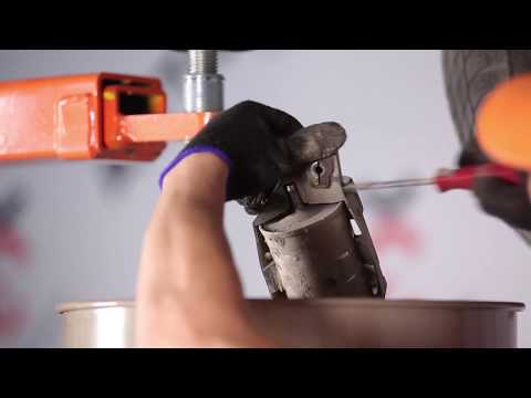 VW Golf 3 fuel filter replacement tutorial by AUTODOC
