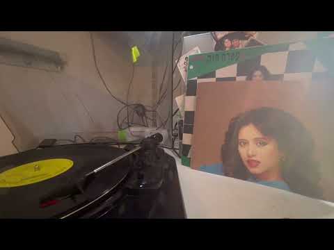 עפרה חזה בלדה למלך חל איסור חמור  לשמוע אותו בשבתות וחגים זה שיר קדוש תודה  Ofra sein le roi