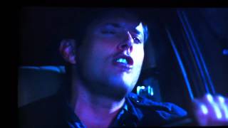 Saison 7 - Jensen Ackles chante All Out Of Love