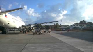 preview picture of video 'Airport Tagbilaran (TAG), Philippines. First steps. 11.11.2011'