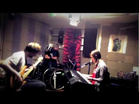 I am ok - MARINA AND THE DIAMONDS - Lies (IAMOK cover)