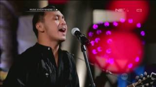 Download lagu Nidji - Bila Aku Jatuh Cinta Feat Windy Setiadi (Live at Music Everywhere) ** mp3