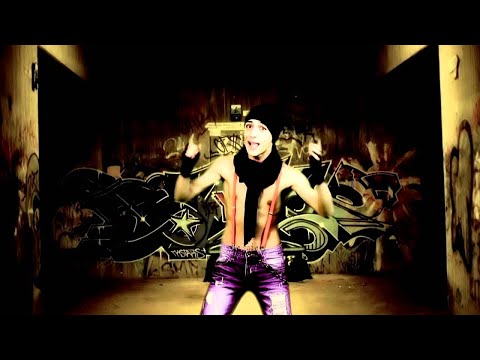 BABI MINUNE & VALENTINO - Amandoi o data (VIDEO 2013)