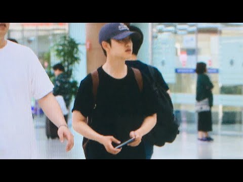 180728 DO @ GMP Airport Heading to Japan