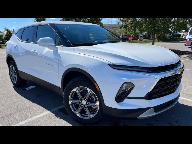 2023 Chevrolet Blazer LT Heated side mirrors, Apple CarPlay a... in Cars & Trucks in Saskatoon