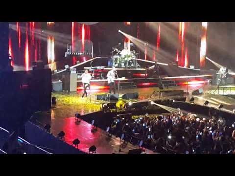 171209 [Between Us In Manila] OPENING + Radio - CNBlue 💙