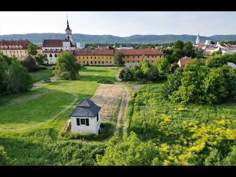 Lipník nad Bečvou - piaristická zahrada - zámecký park - zámek