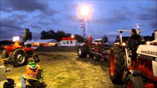 preview picture of video 'Avond Editie Tractor Pulling 2013 Oudenhoorn'