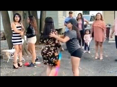 Piñatas in Mexico #shorts #laughter #viral #memes #random #mx #videos #laugh #trynottolaugh #xd #...