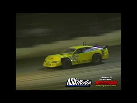 Super Sedans: A-Main - Gympie Speedway - 10.06.2007