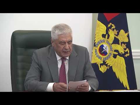 Глава МВД России Владимир Колокольцев наградил юных героев.