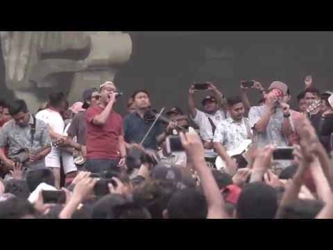 Penak Konco - Guyon Waton X OM Wawes LIVE in Millennial Road Safety Festival Yogyakarta