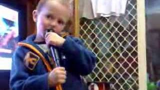 liam singing Screaming Jets