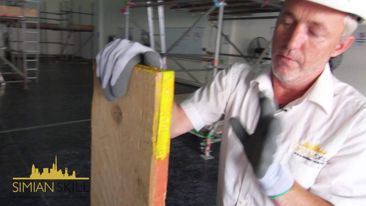 Inspecting Scaffolding Components: Boards