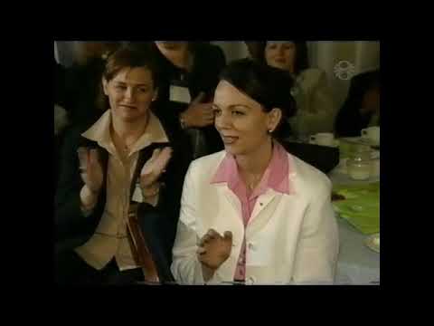 Innlendar svipmyndir Sjónvarpsins árið 2001.  Sp.  409.