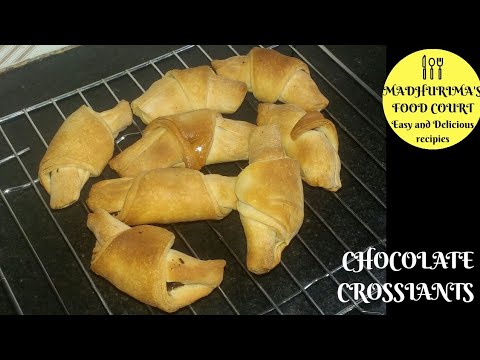Chocolate Crossiants||New Year Recipie|| Easy and Delicious Chocolate Crossiants